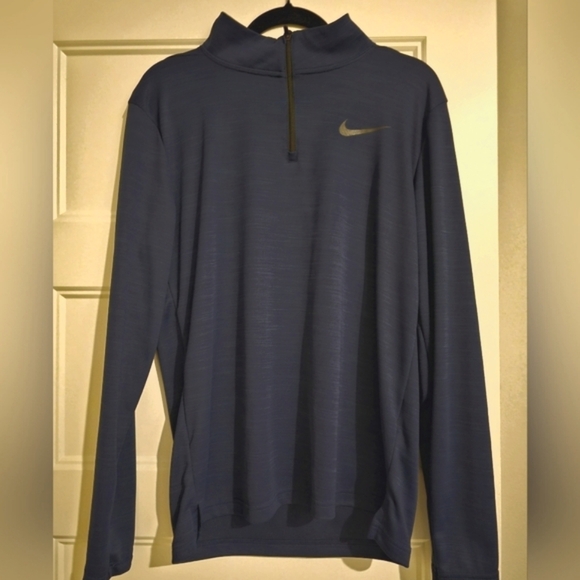 Nike Dri-Fit Men's Pullover with Zipper sz medium - Picture 2 of 4